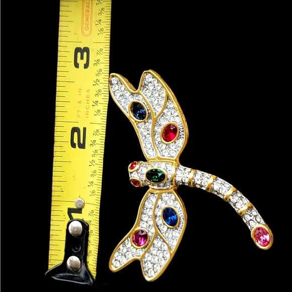 Vintage 80's Dragonfly
Brooch Pin Pave Set Crystal
Rhinestone Gold Tone - Picture 6 of 7